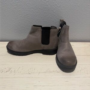 Sorel Gray waterproof Chelsea Boots